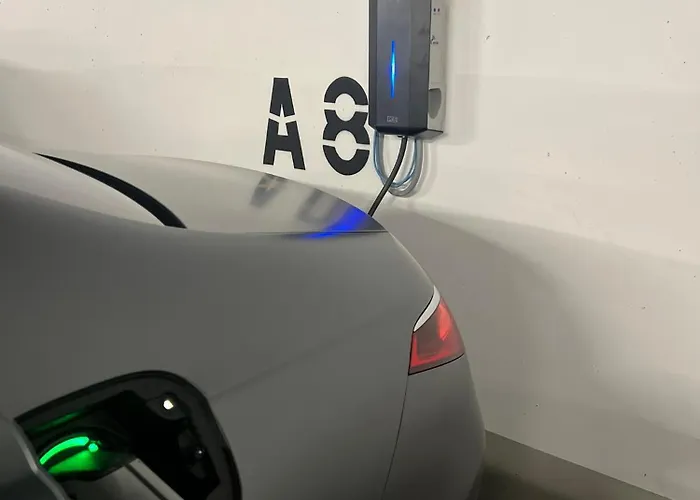 Daire Genner - Boutique Tauplitz